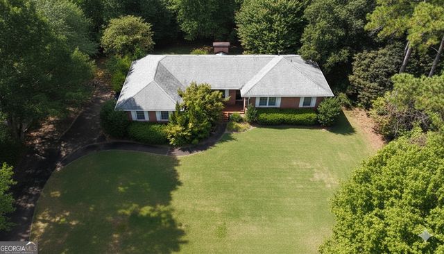 9051 Par Drive, Douglasville, GA 30134
