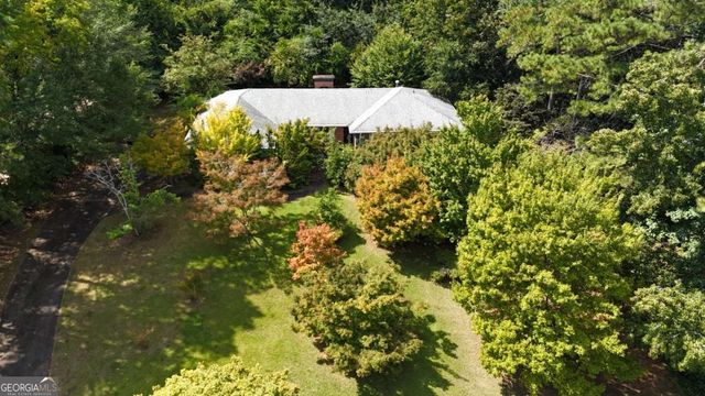 9051 Par Drive, Douglasville, GA 30134