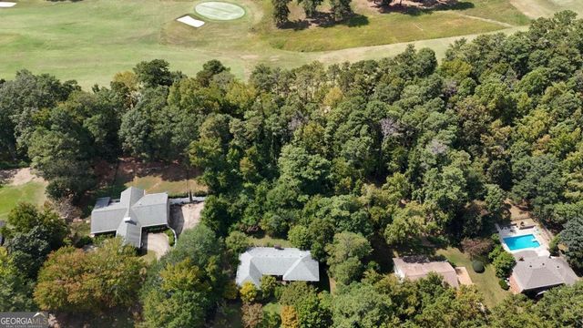 9051 Par Drive, Douglasville, GA 30134