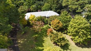 9051 Par Drive, Douglasville, GA 30134