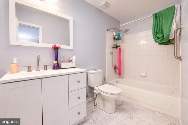 7988 FLAGER CIR, Manassas, VA 20109