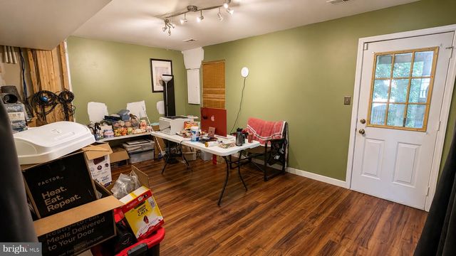 7988 FLAGER CIR, Manassas, VA 20109