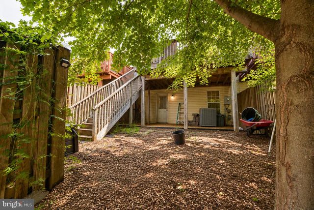 7988 FLAGER CIR, Manassas, VA 20109