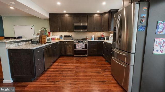 7988 FLAGER CIR, Manassas, VA 20109