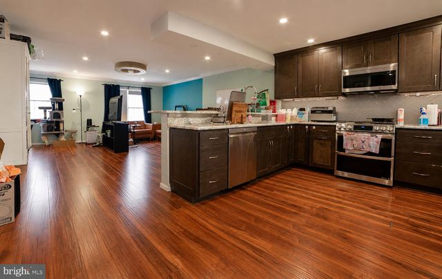 7988 FLAGER CIR, Manassas, VA 20109