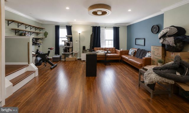 7988 FLAGER CIR, Manassas, VA 20109