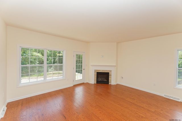 1A Brison Avenue, North Greenbush, NY 12180