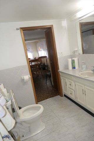 30 Hooper Rd, Dedham, MA 02026