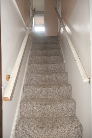 30 Hooper Rd, Dedham, MA 02026