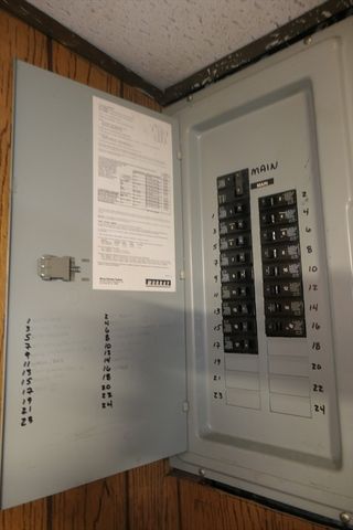 30 Hooper Rd, Dedham, MA 02026