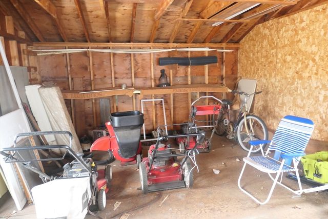 30 Hooper Rd, Dedham, MA 02026