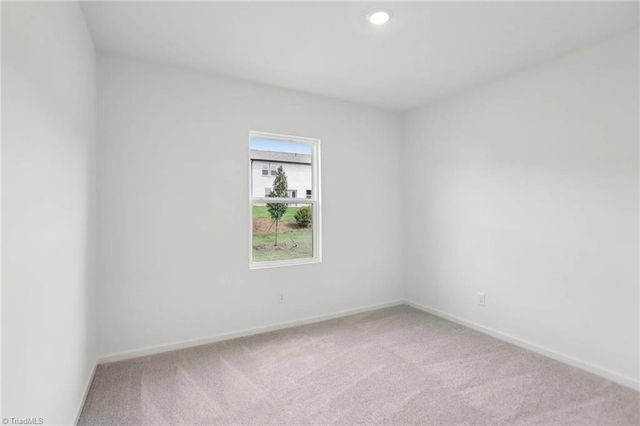 948 Riverbank Drive, Kernersville, NC 27284