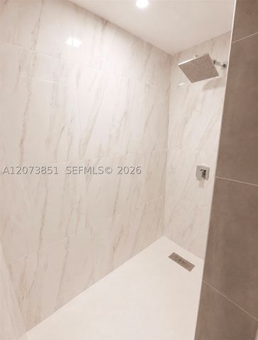 825 S 28th Ave, Hollywood, FL 33020