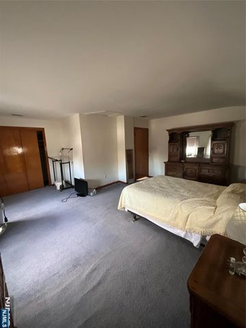 219 Copeland Avenue, Lyndhurst, NJ 07071