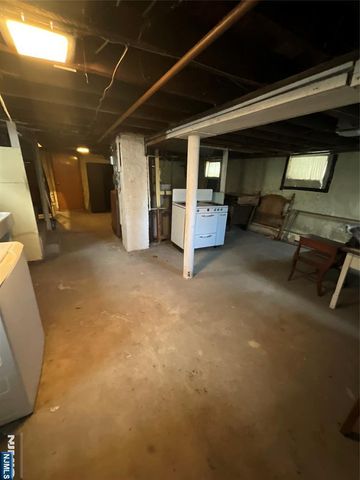 219 Copeland Avenue, Lyndhurst, NJ 07071