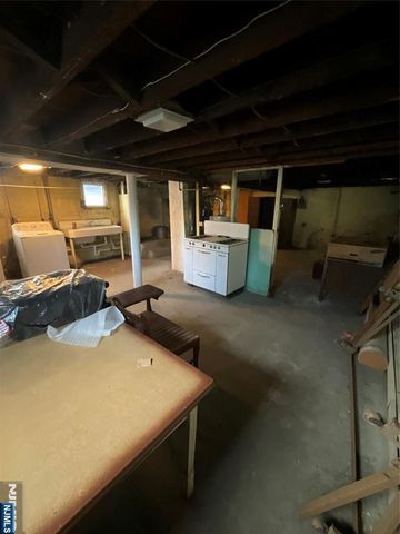 219 Copeland Avenue, Lyndhurst, NJ 07071