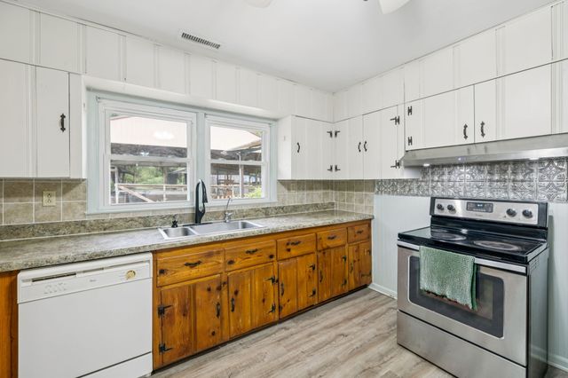 994 Bull Run Rd, Lynchburg, TN 37352