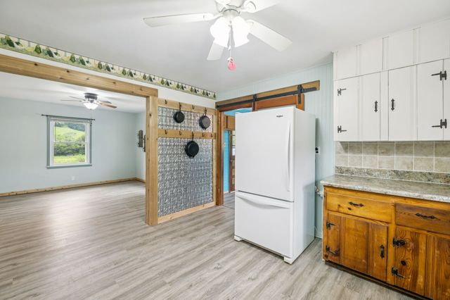 994 Bull Run Rd, Lynchburg, TN 37352