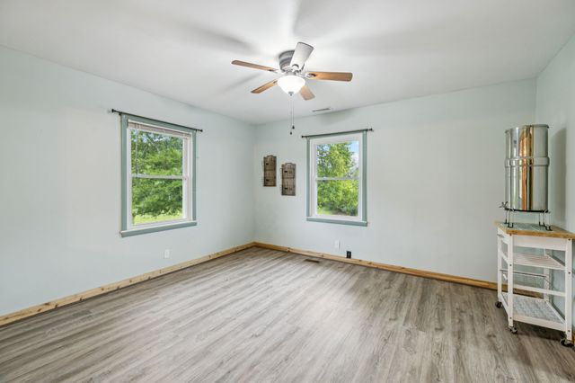 994 Bull Run Rd, Lynchburg, TN 37352