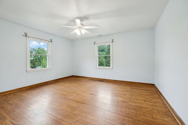 994 Bull Run Rd, Lynchburg, TN 37352