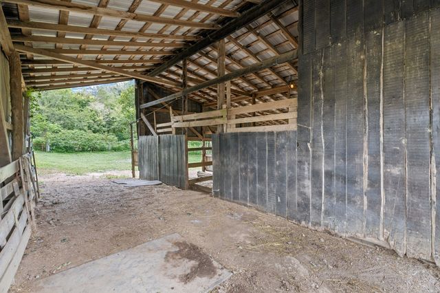 994 Bull Run Rd, Lynchburg, TN 37352