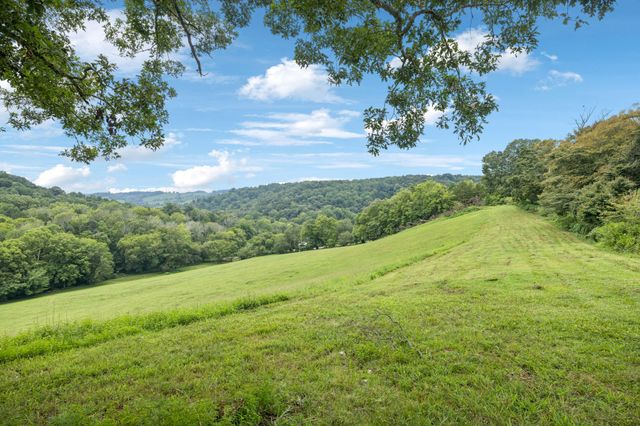 994 Bull Run Rd, Lynchburg, TN 37352