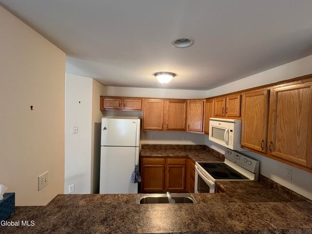 92 Annabelle Place, Rotterdam, NY 12306