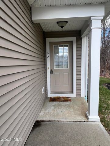 92 Annabelle Place, Rotterdam, NY 12306