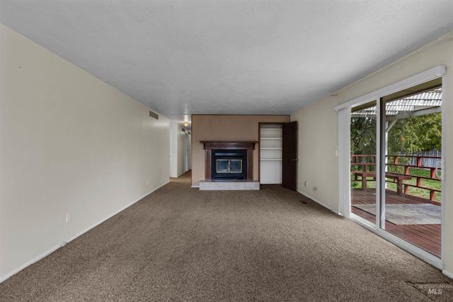 3762 S Summerset Way, Boise, ID 83709