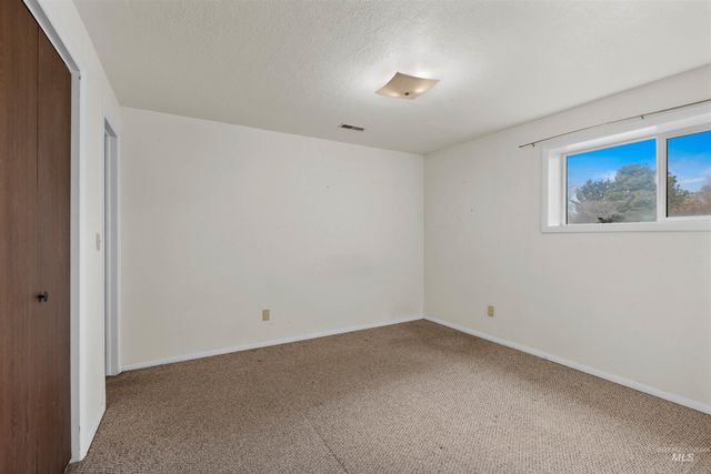 3762 S Summerset Way, Boise, ID 83709