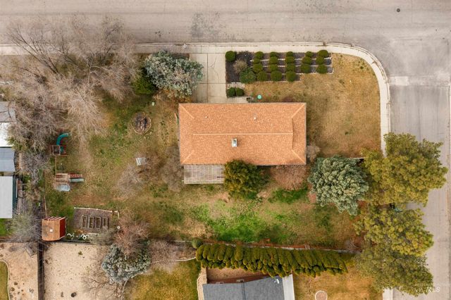 3762 S Summerset Way, Boise, ID 83709