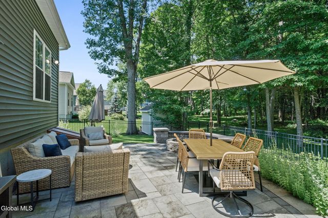 61 Yachtsman Way, Malta, NY 12020