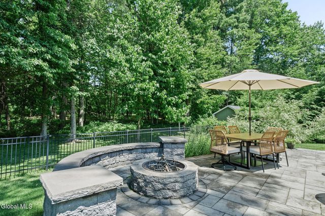 61 Yachtsman Way, Malta, NY 12020