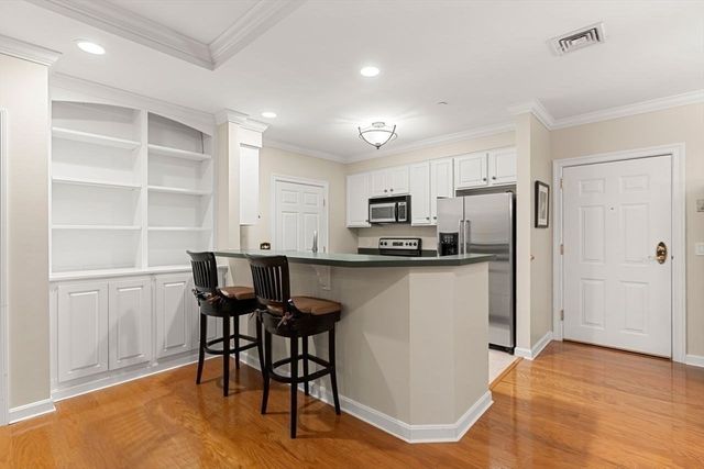 180 Chickering Road 310C, North Andover, MA 01845