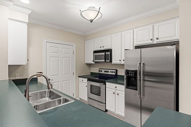 180 Chickering Road 310C, North Andover, MA 01845