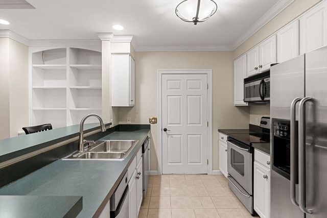 180 Chickering Road 310C, North Andover, MA 01845