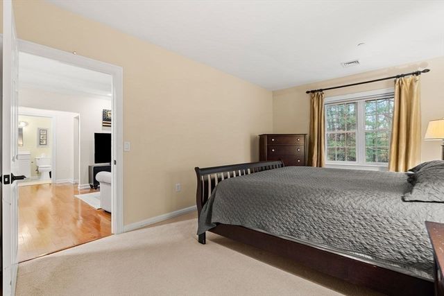 180 Chickering Road 310C, North Andover, MA 01845