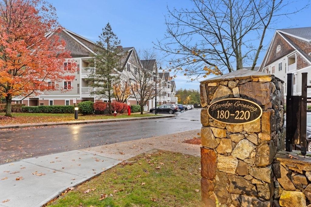 180 Chickering Road 310C, North Andover, MA 01845