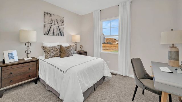 1862 keating Drive, Aurora, IL 60503