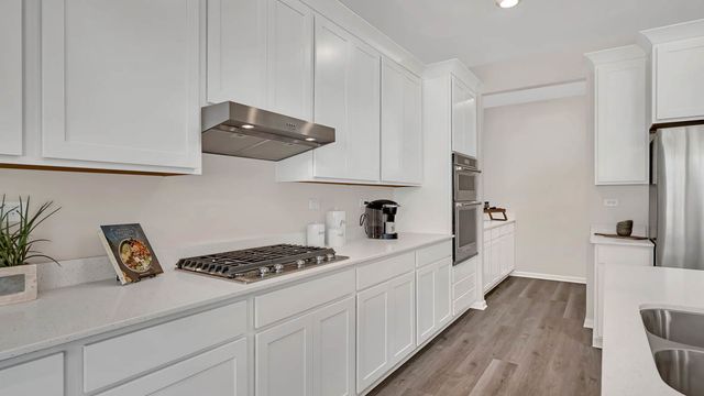 1862 keating Drive, Aurora, IL 60503