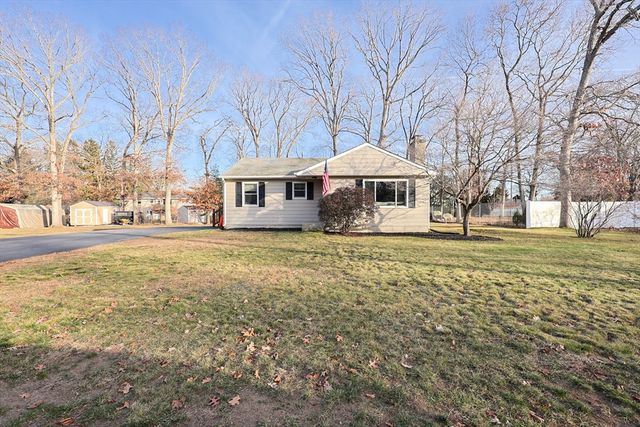 46 Melody Dr, Attleboro, MA 02703