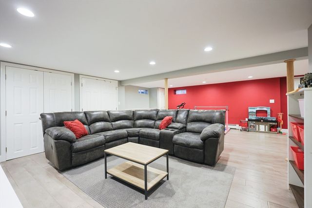 46 Melody Dr, Attleboro, MA 02703