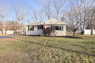 46 Melody Dr, Attleboro, MA 02703