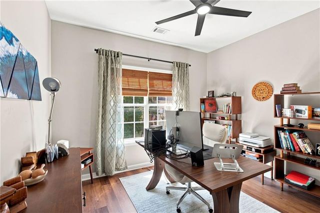 739 Reeves Lake Drive SW, Marietta, GA 30064