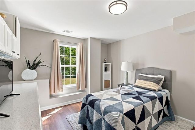 739 Reeves Lake Drive SW, Marietta, GA 30064