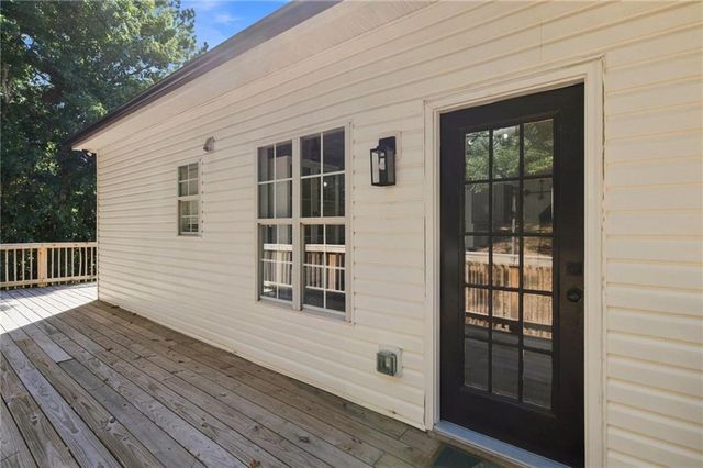 739 Reeves Lake Drive SW, Marietta, GA 30064