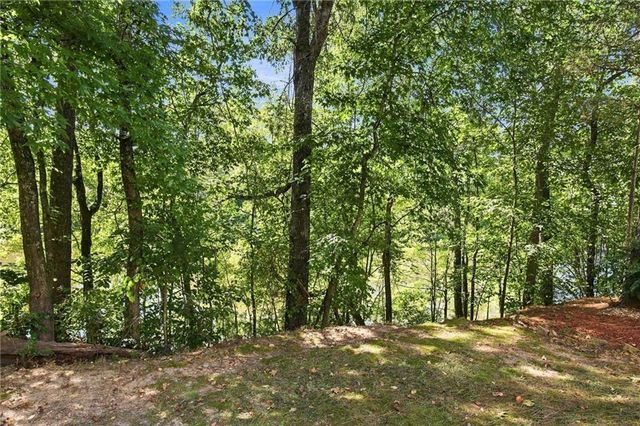 739 Reeves Lake Drive SW, Marietta, GA 30064