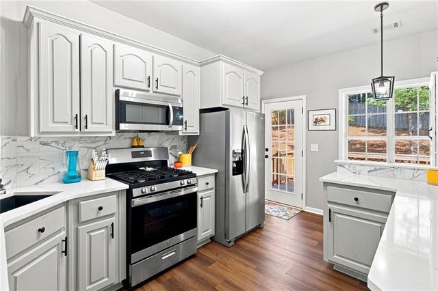 739 Reeves Lake Drive SW, Marietta, GA 30064