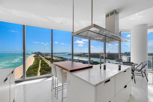 15701 Collins Avenue 2005, Sunny Isles Beach, FL 33160