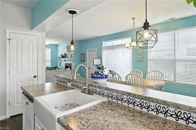 4468 Kidder DR, Virginia Beach, VA 23462